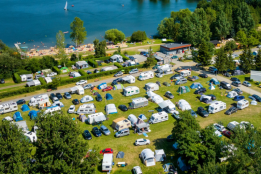 Camping Sudety / Kamping / Pole namiotowe / Szkoła windsurfing nad Jeziorem Bielawskim tylko 250m.
